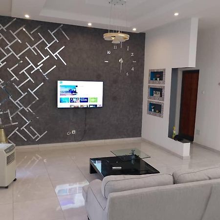 Grace House Jacuzzi Bed and Breakfast Saly Portudal Exteriör bild