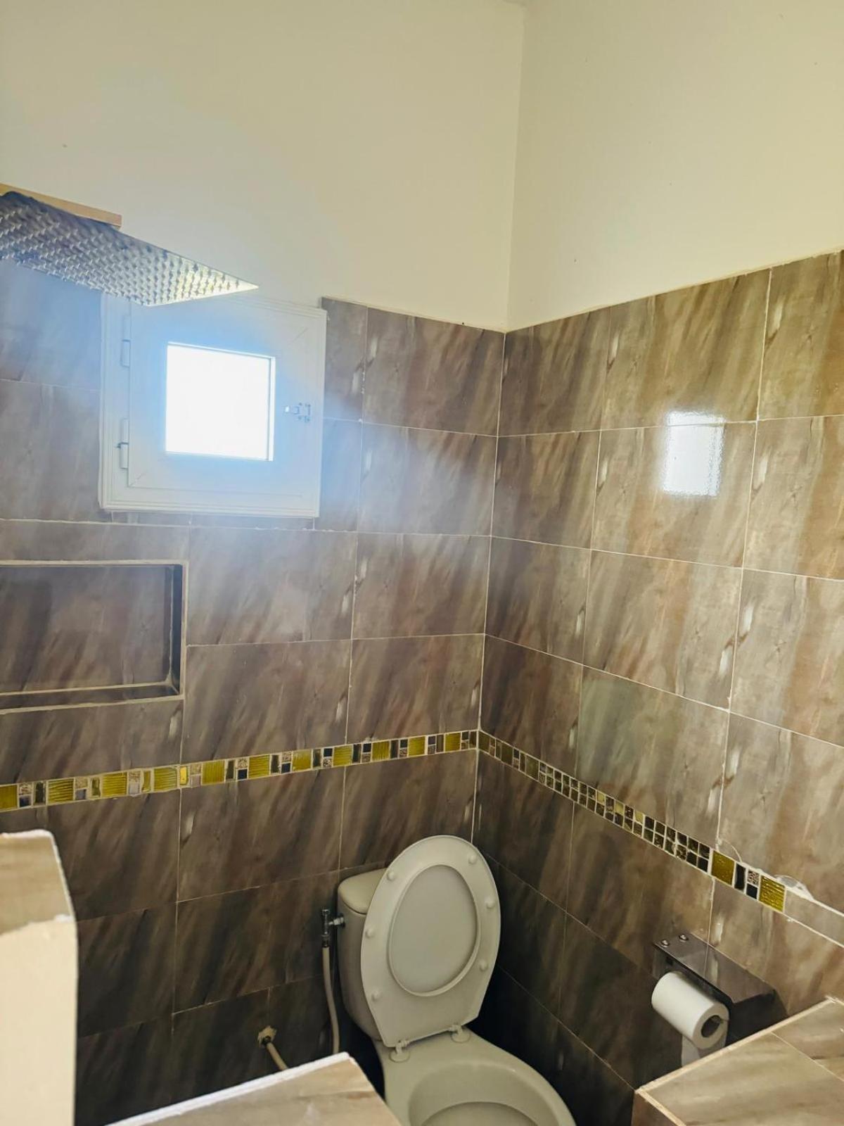 Grace House Jacuzzi Bed and Breakfast Saly Portudal Exteriör bild
