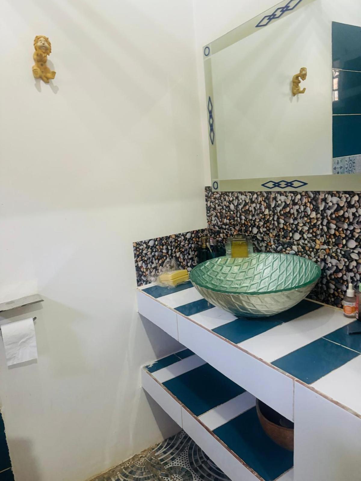 Grace House Jacuzzi Bed and Breakfast Saly Portudal Exteriör bild