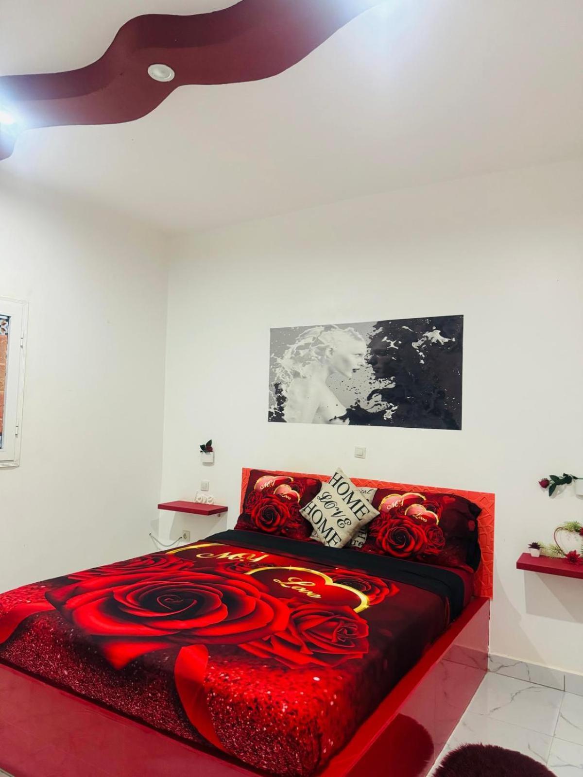 Grace House Jacuzzi Bed and Breakfast Saly Portudal Exteriör bild