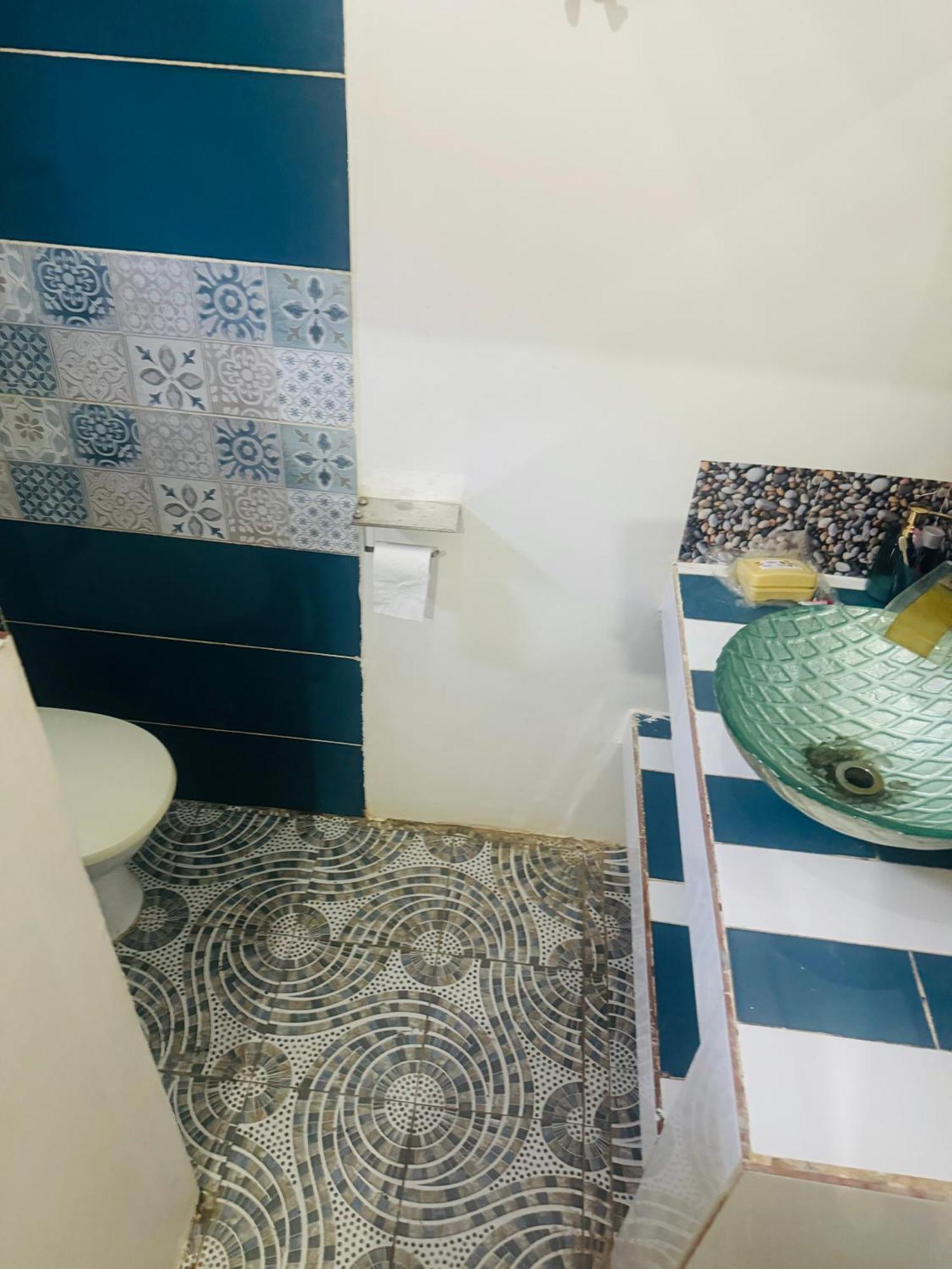 Grace House Jacuzzi Bed and Breakfast Saly Portudal Exteriör bild