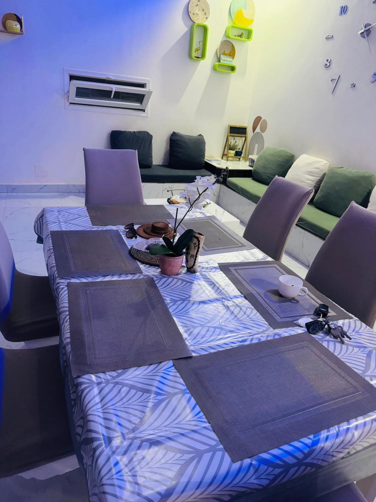 Grace House Jacuzzi Bed and Breakfast Saly Portudal Exteriör bild